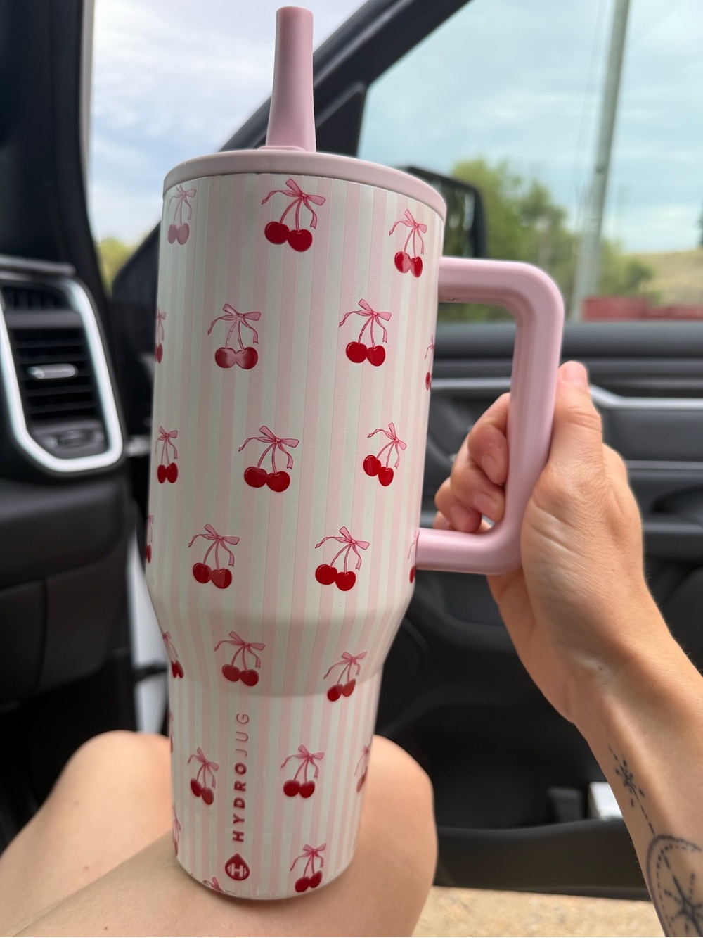 Hydrojug Pink Sweet Cherry 40oz Traveler Water Bottle